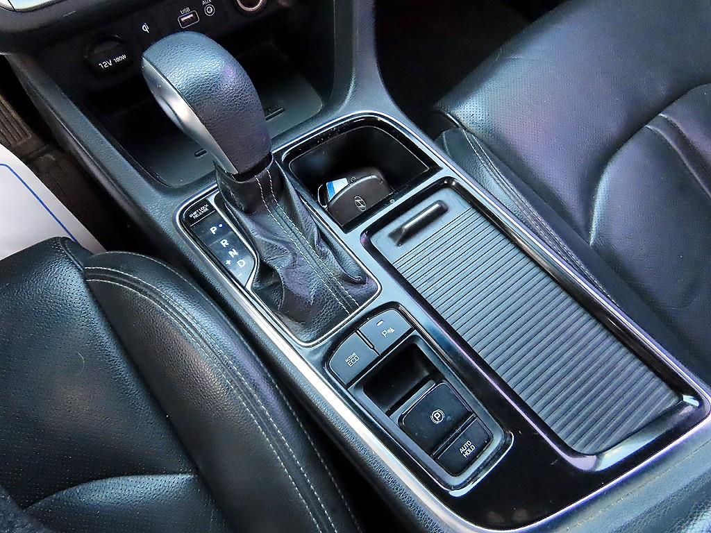 HYUNDAI Sonata - Vista 10