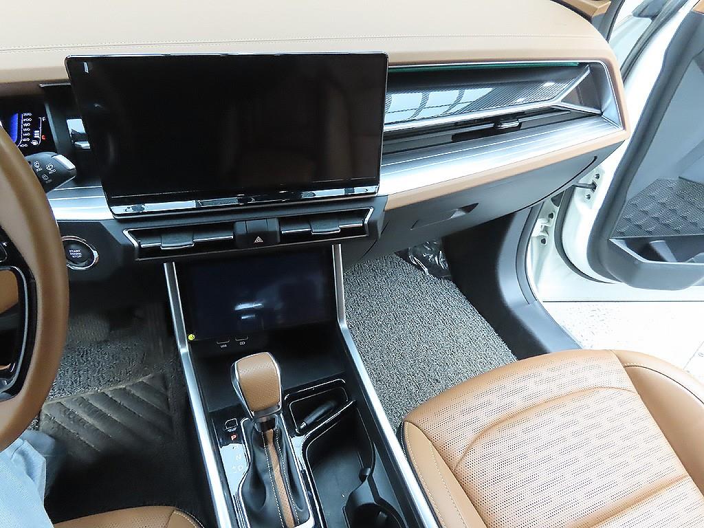 Ssangyong Torres 2023 Blanco - Importación desde Corea - HF Imports Iquique - Foto 7