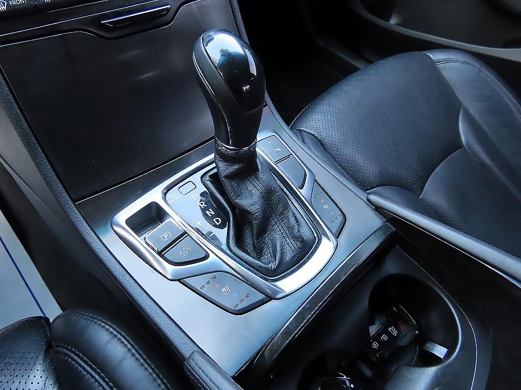 HYUNDAI Grandeur - Vista 10