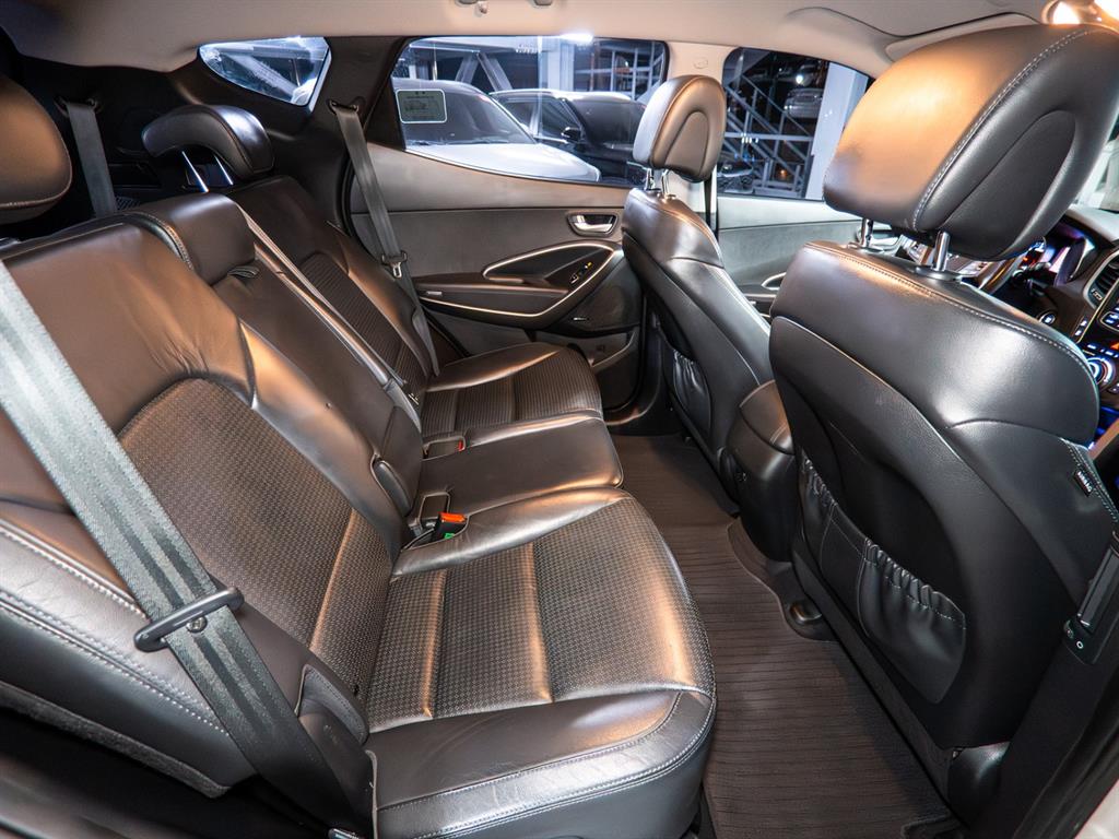 HYUNDAI Santa Fe - Vista 12