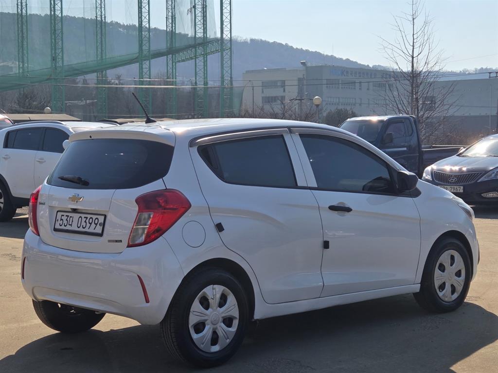 Chevrolet Spark - Vista 4