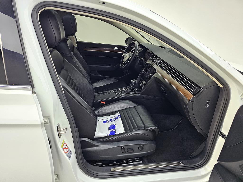 Volkswagen Passat - Vista 11