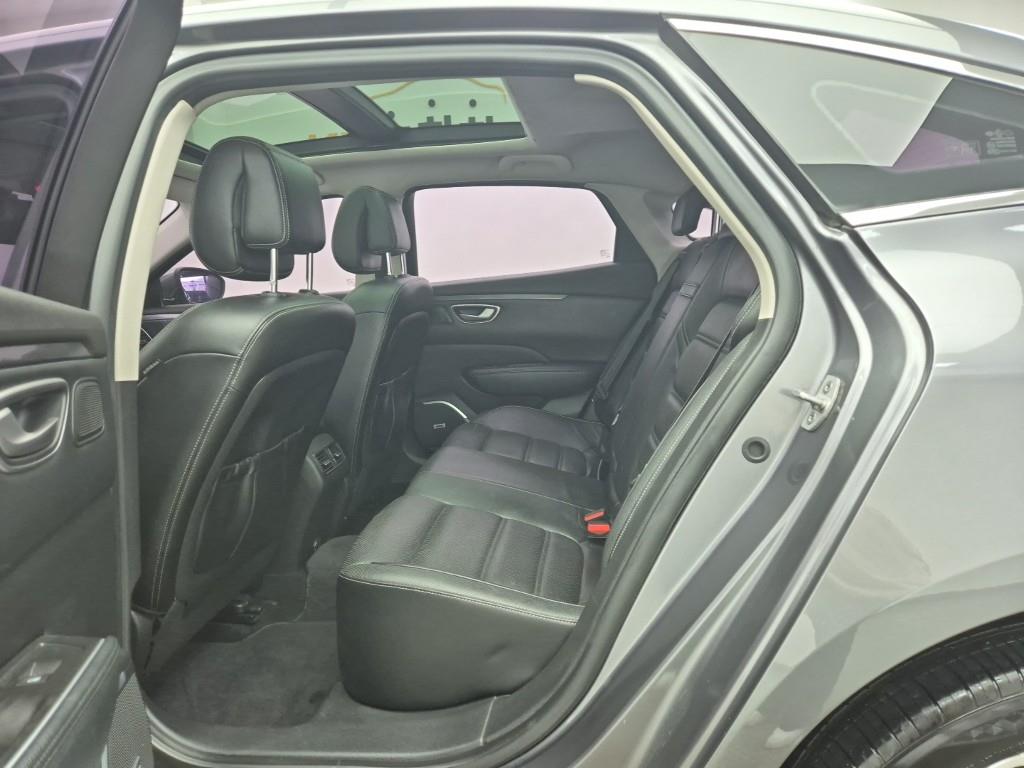 SAMSUNG SM6 - Vista 12