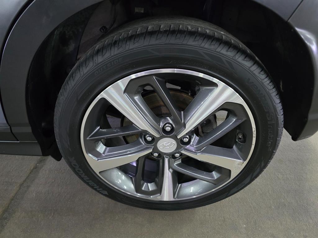 HYUNDAI Kona - Vista 6