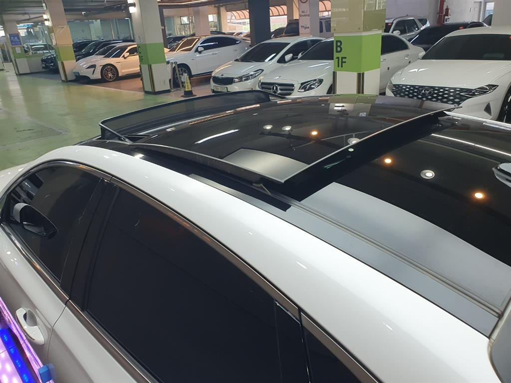 HYUNDAI Grandeur 2022 Blanco - Importación desde Corea - HF Imports Iquique - Foto 18