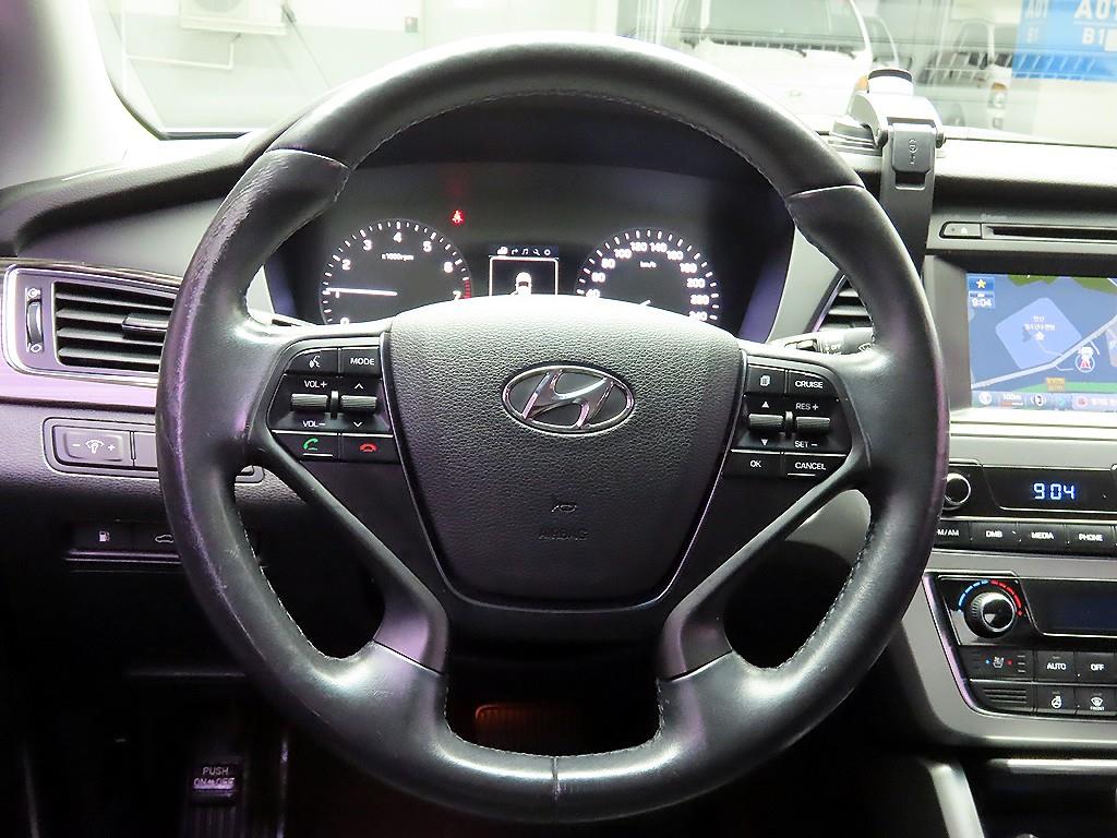 HYUNDAI Sonata - Vista 7