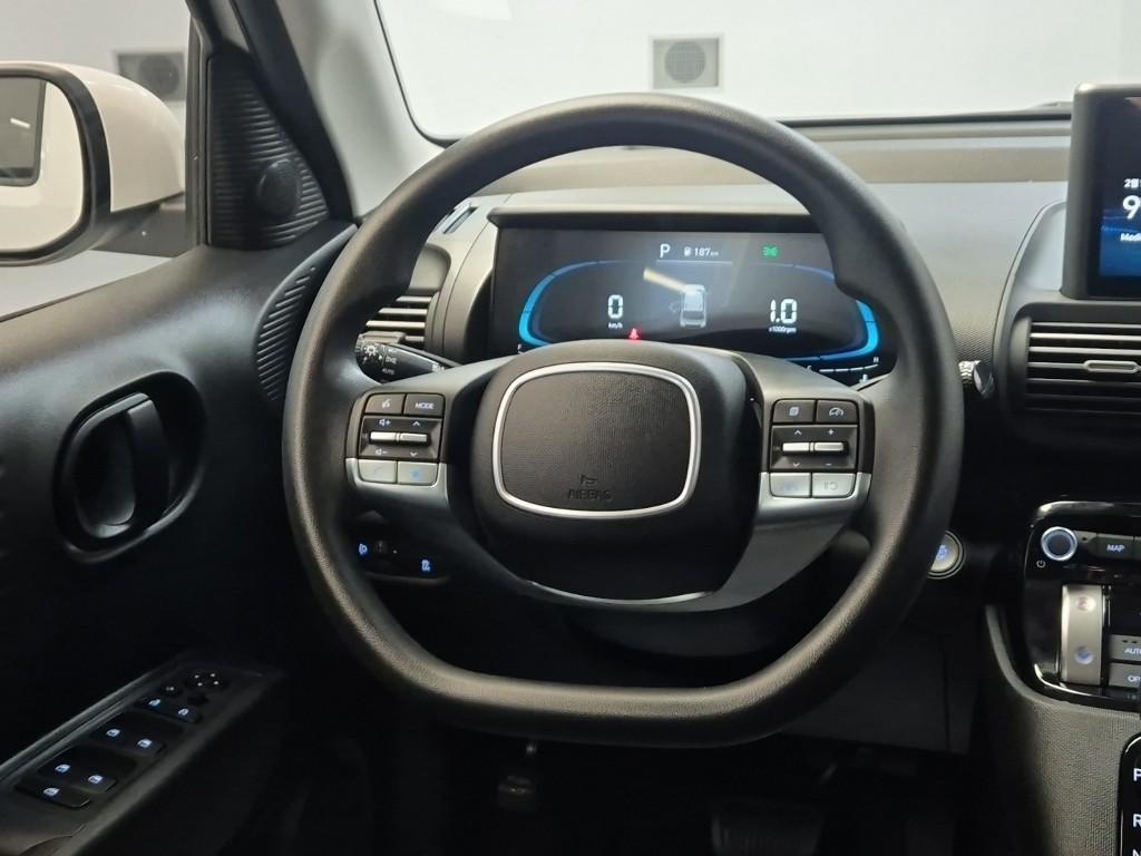 HYUNDAI Casper - Vista 9