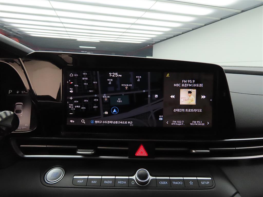 HYUNDAI Avante 2022 Blanco - Importación desde Corea - HF Imports Iquique - Foto 16