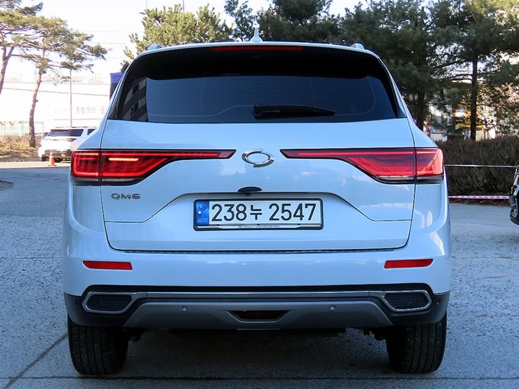 SAMSUNG QM6 - Vista 4