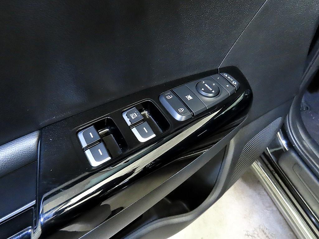 KIA Sportage 2016 Negro - Importación desde Corea - HF Imports Iquique - Foto 13