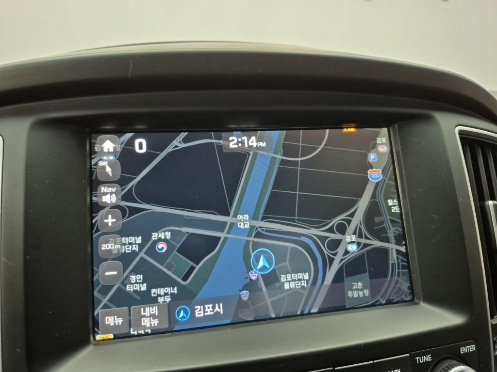 HYUNDAI Starex 2018 Negro - Importación desde Corea - HF Imports Iquique - Foto 13