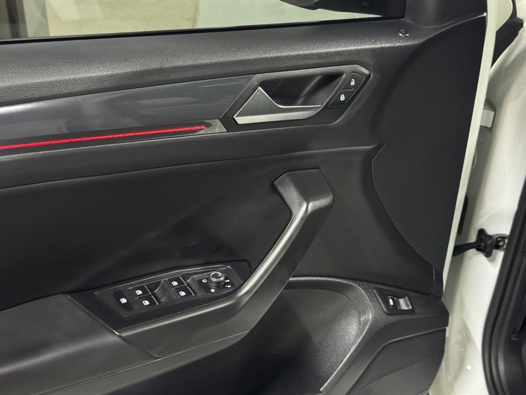 Volkswagen T-Roc - Vista 11