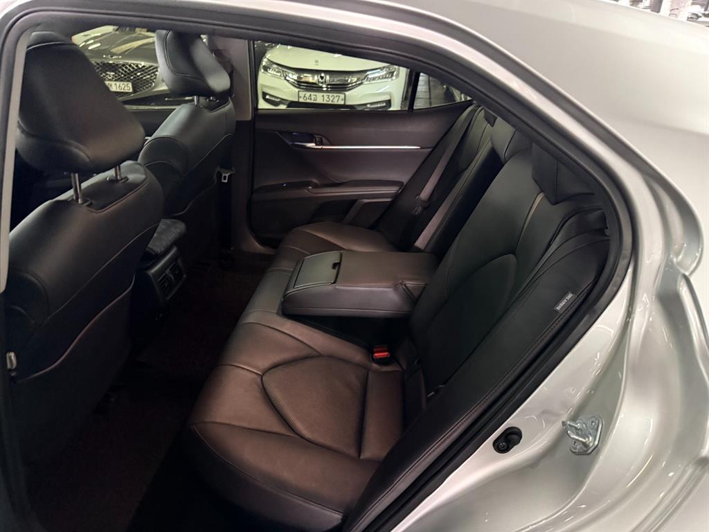 Toyota Camry 2021 Gris - Importación desde Corea - HF Imports Iquique - Foto 1