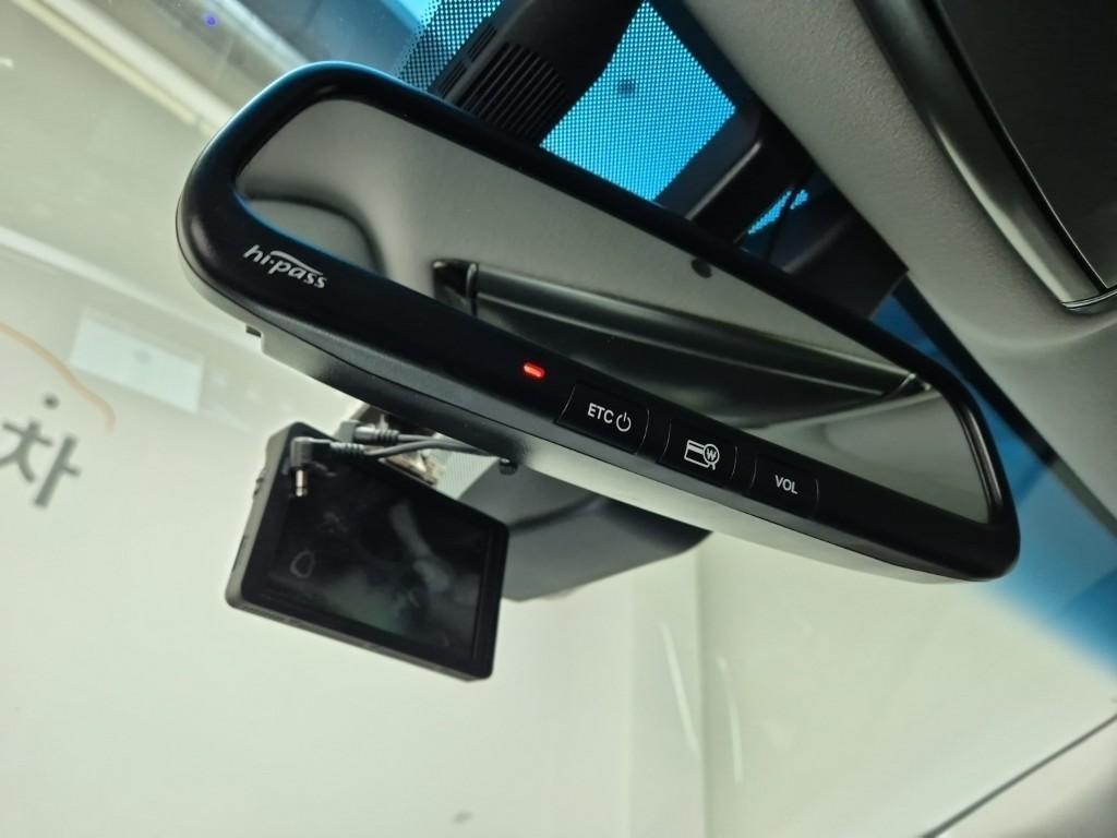 HYUNDAI Aslan 2015 Plateado - Importación desde Corea - HF Imports Iquique - Foto 17