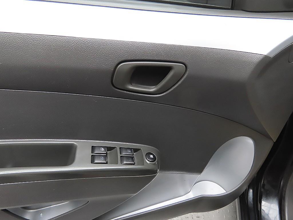 Chevrolet Spark 2012 Negro - Importación desde Corea - HF Imports Iquique - Foto 12