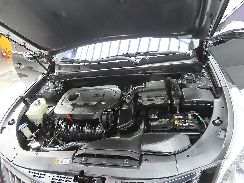 HYUNDAI Grandeur 2016 Negro - Importación desde Corea - HF Imports Iquique - Foto 8