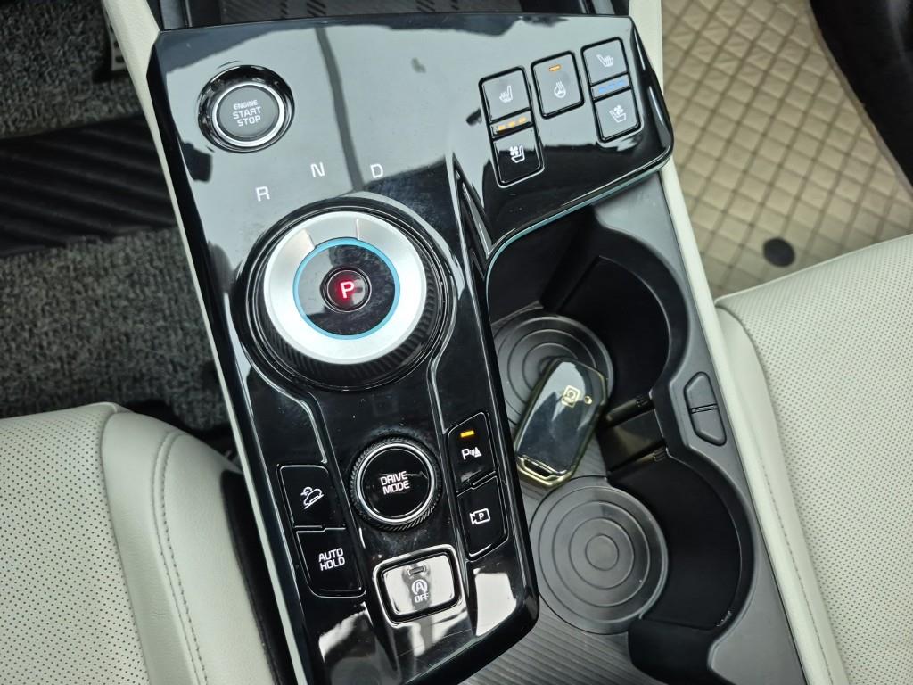 KIA Sportage - Vista 8