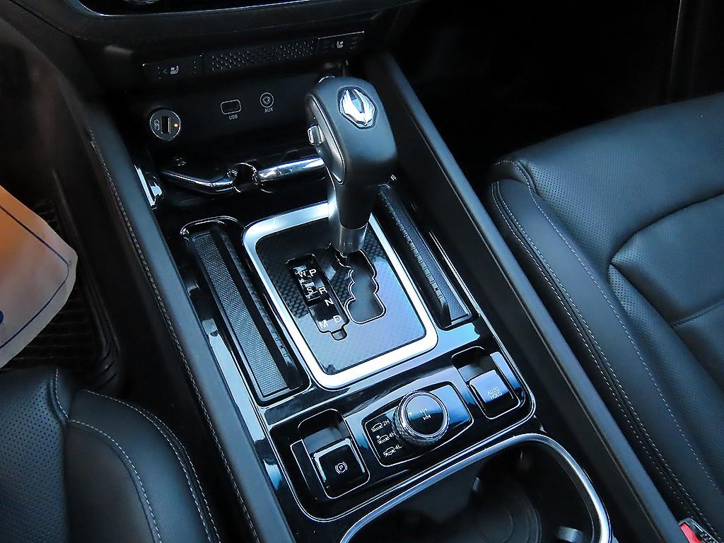 Ssangyong Rexton - Vista 10