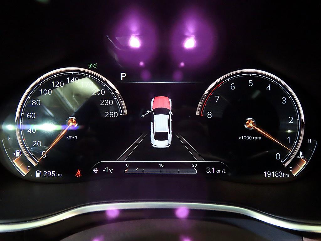 Genesis G80 - Vista 9