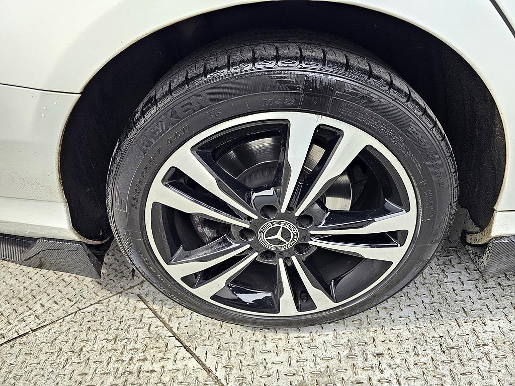 Mercedes Benz C Class 2017 Blanco - Importación desde Corea - HF Imports Iquique - Foto 20