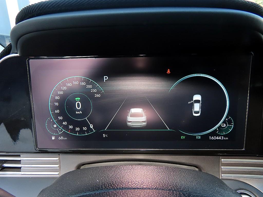 HYUNDAI Grandeur - Vista 9