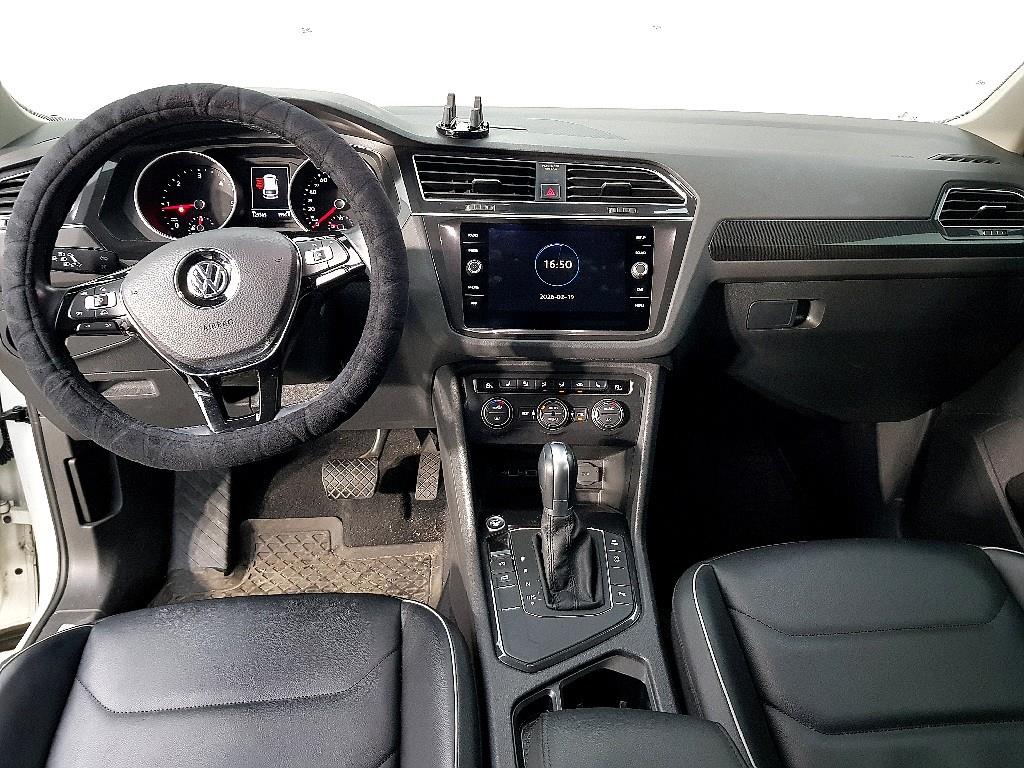 Volkswagen Tiguan - Vista 5