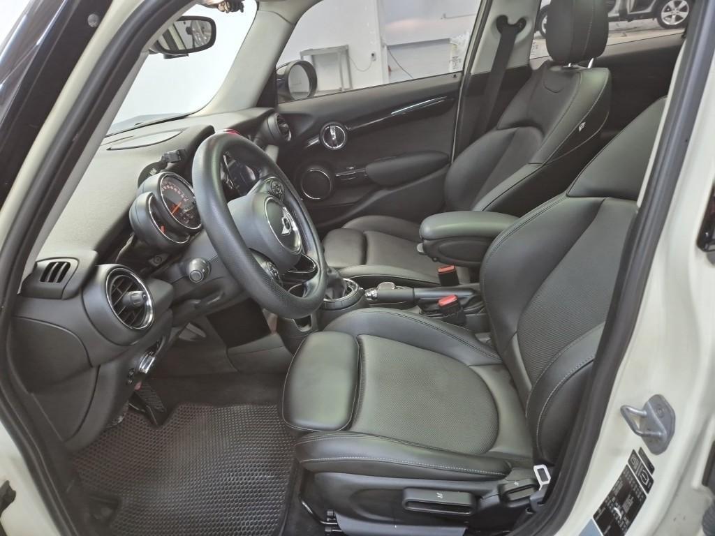 Mini Cooper - Vista 11