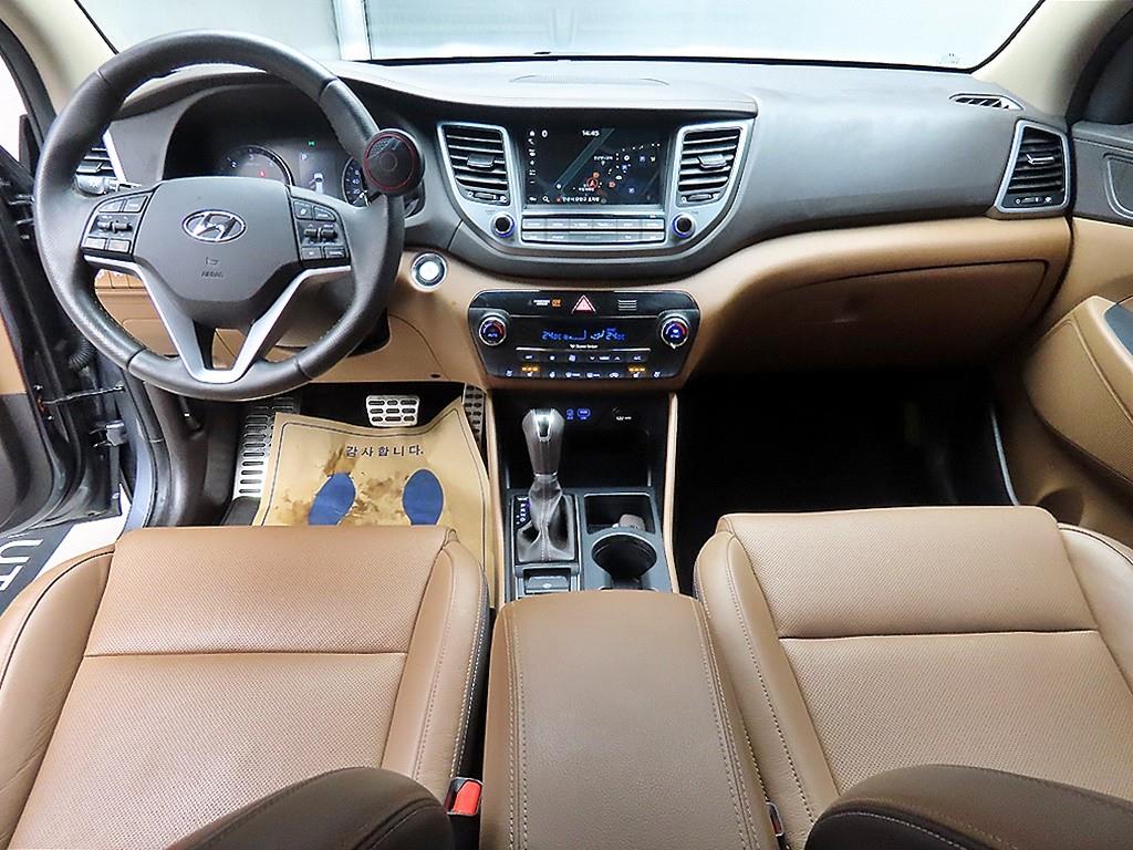 HYUNDAI Tucson - Vista 7