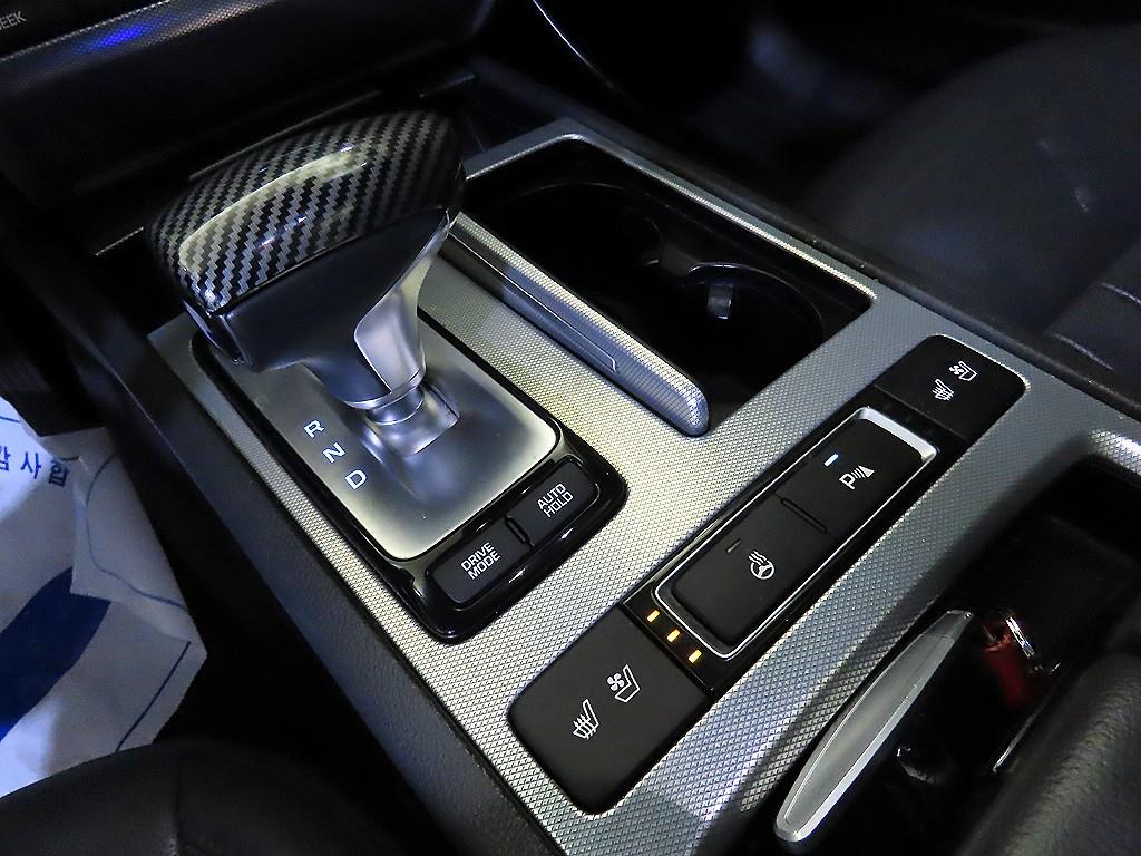 Genesis G80 - Vista 12