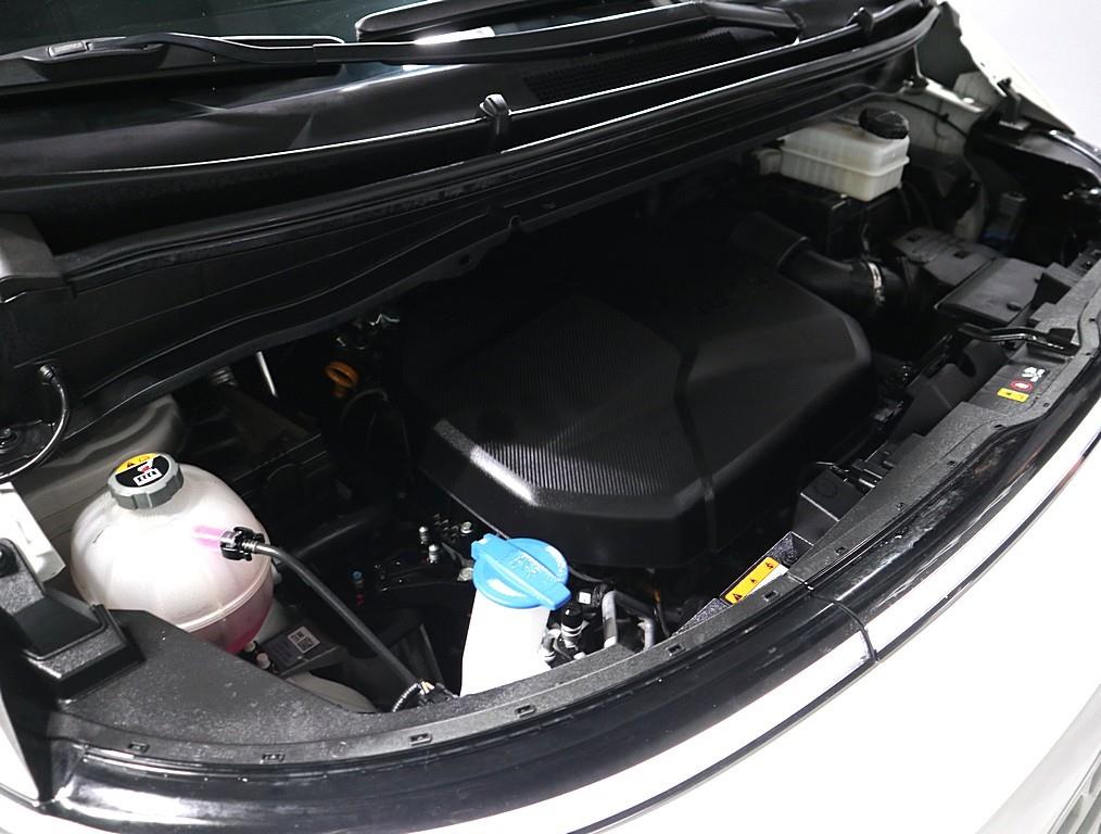 HYUNDAI Staria - Vista 5