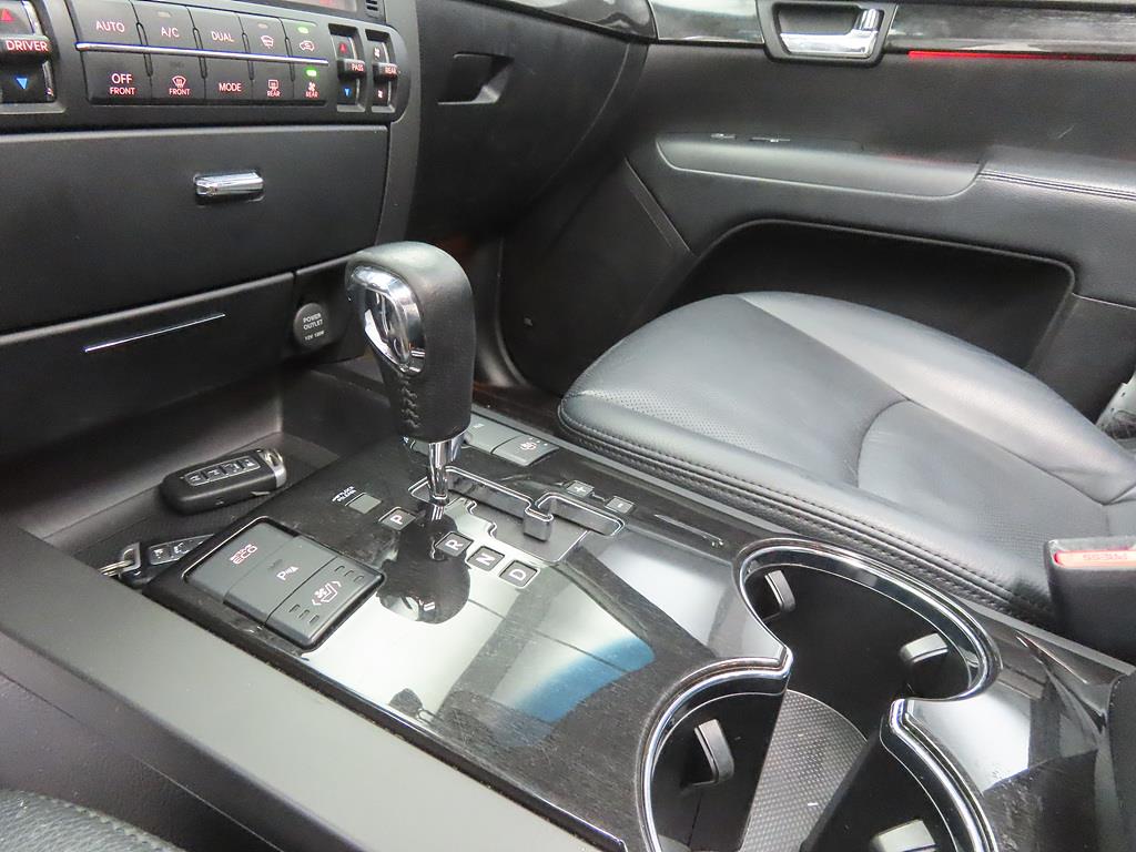 KIA Mohave - Vista 11