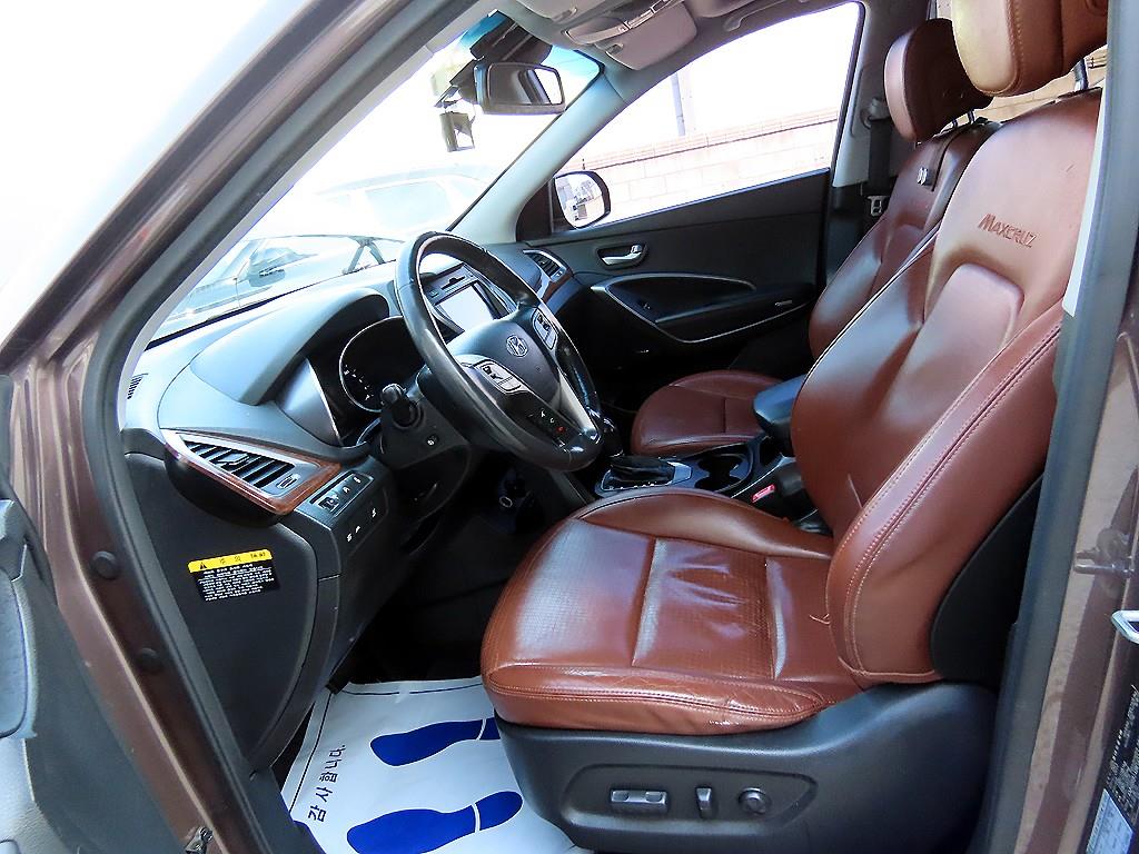 HYUNDAI Maxcruz - Vista 5