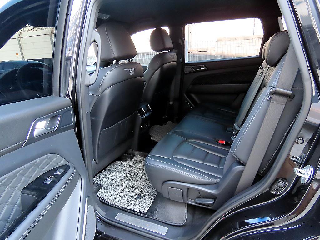 Ssangyong Rexton - Vista 6