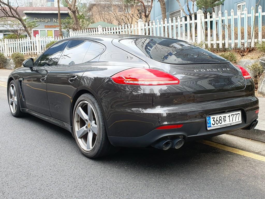 Porsche Panamera - Vista 6