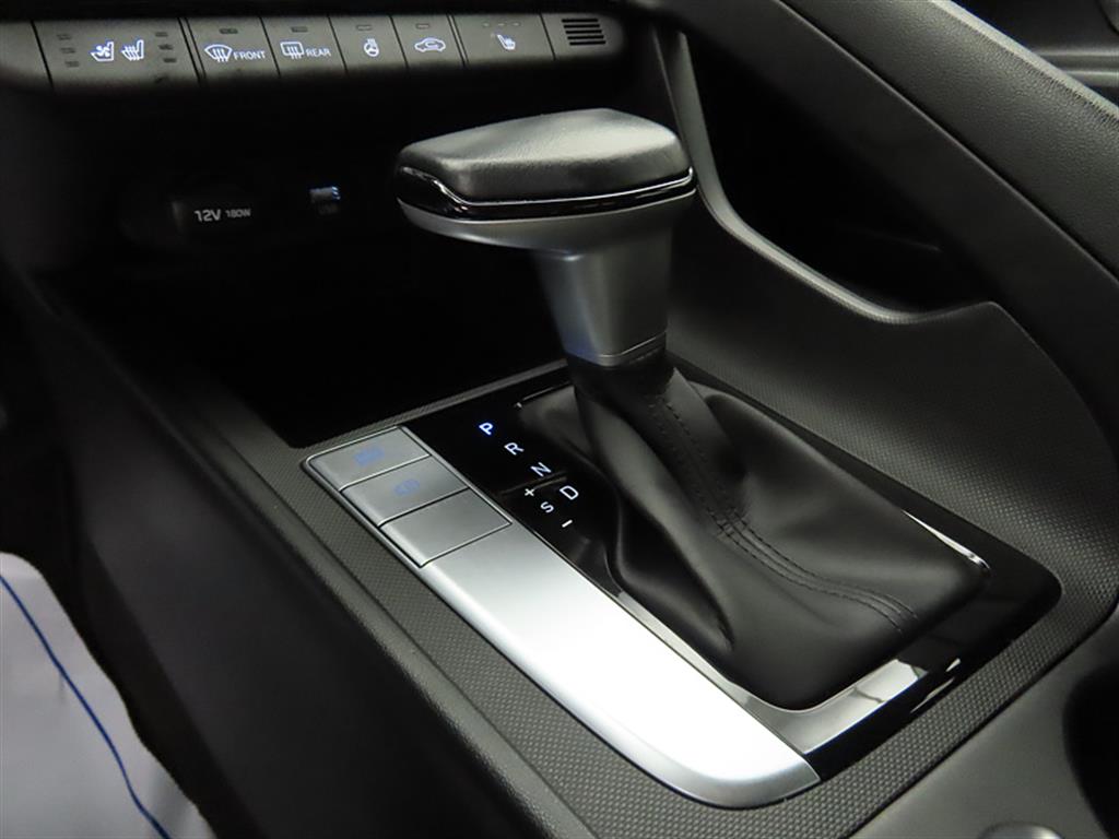 HYUNDAI Avante - Vista 11