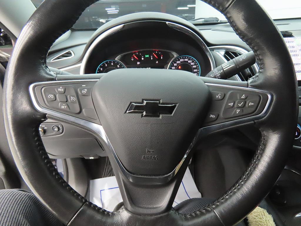 Chevrolet Malibu - Vista 10