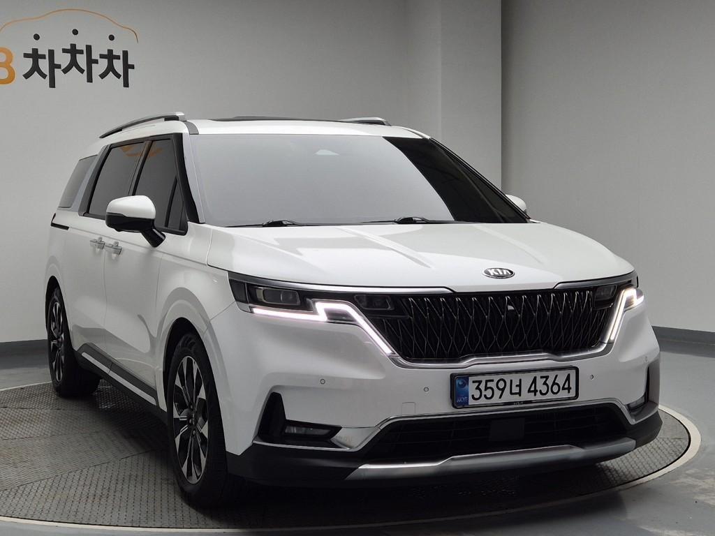 KIA Carnival - Vista 4