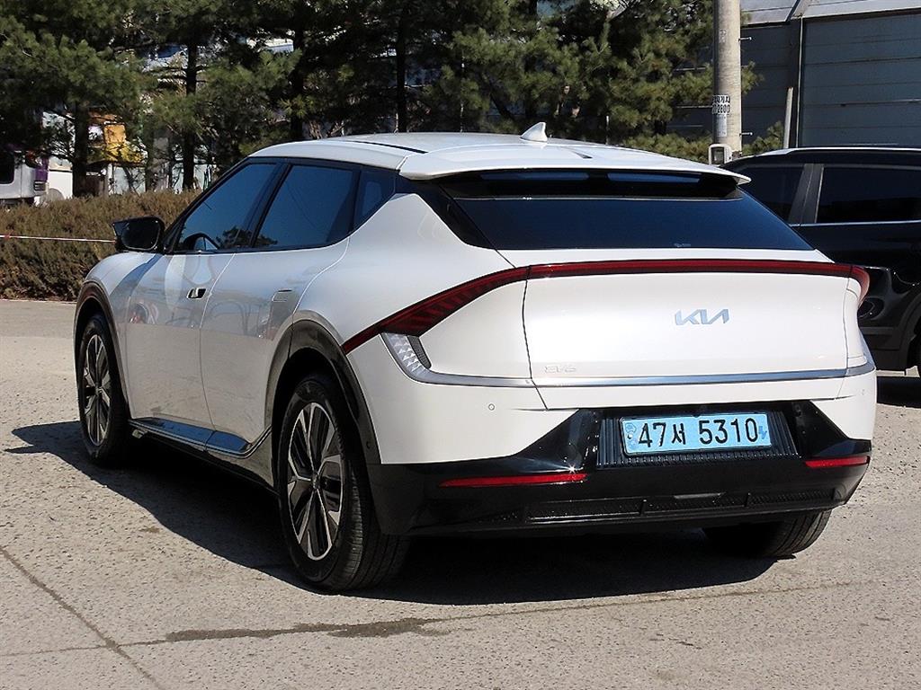 KIA EV6 - Vista 3