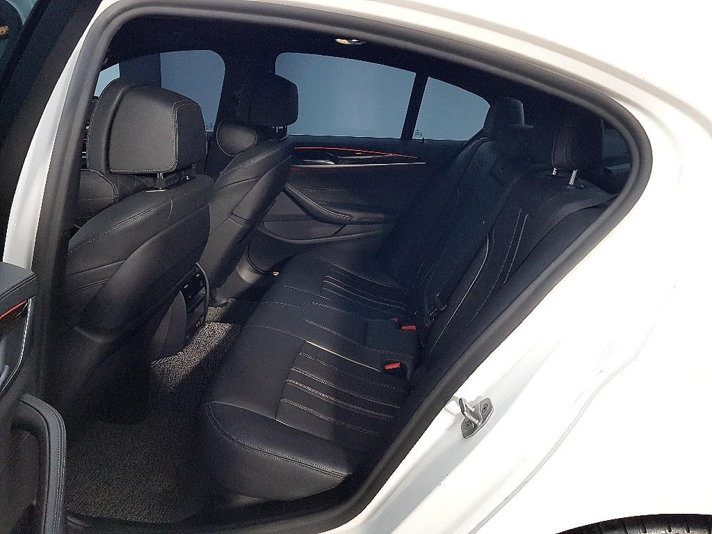 BMW 5 Series - Vista 9