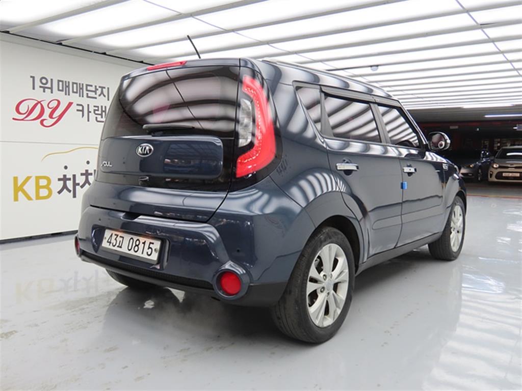 KIA Soul - Vista 4