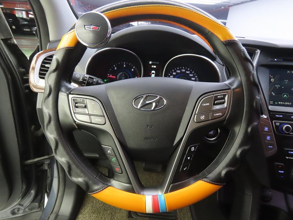 HYUNDAI Maxcruz - Vista 8