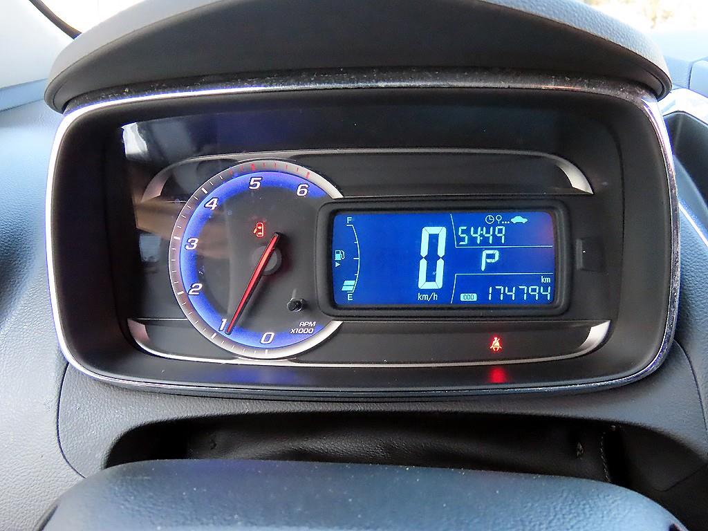 Chevrolet Trax - Vista 9