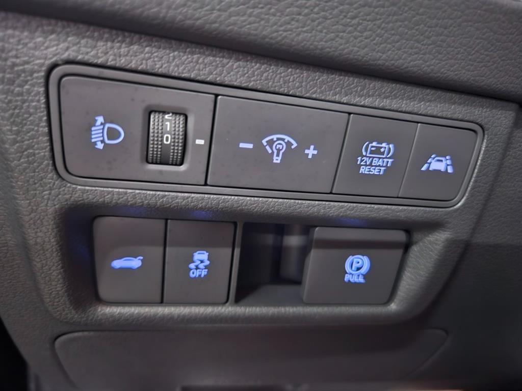 HYUNDAI Sonata - Vista 8