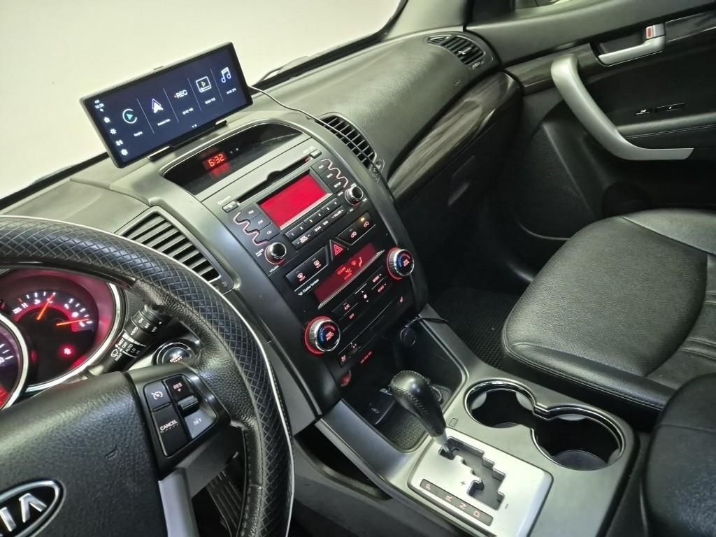 KIA Sorento - Vista 10