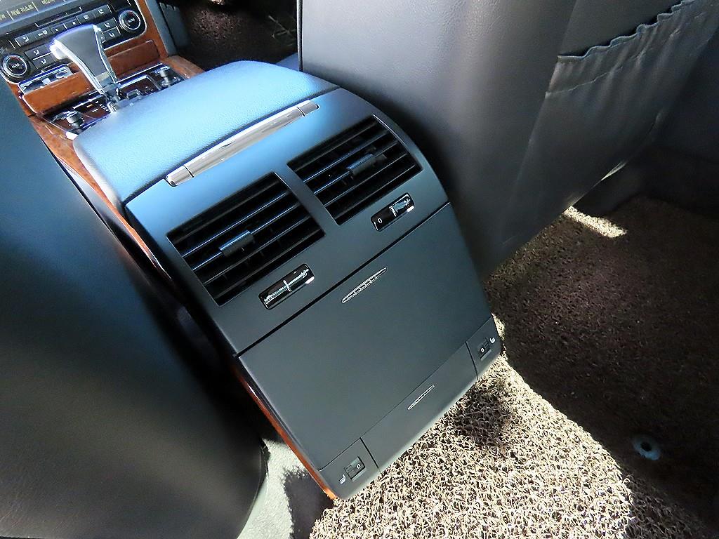 Volkswagen Phaeton 2015 Negro - Importación desde Corea - HF Imports Iquique - Foto 16