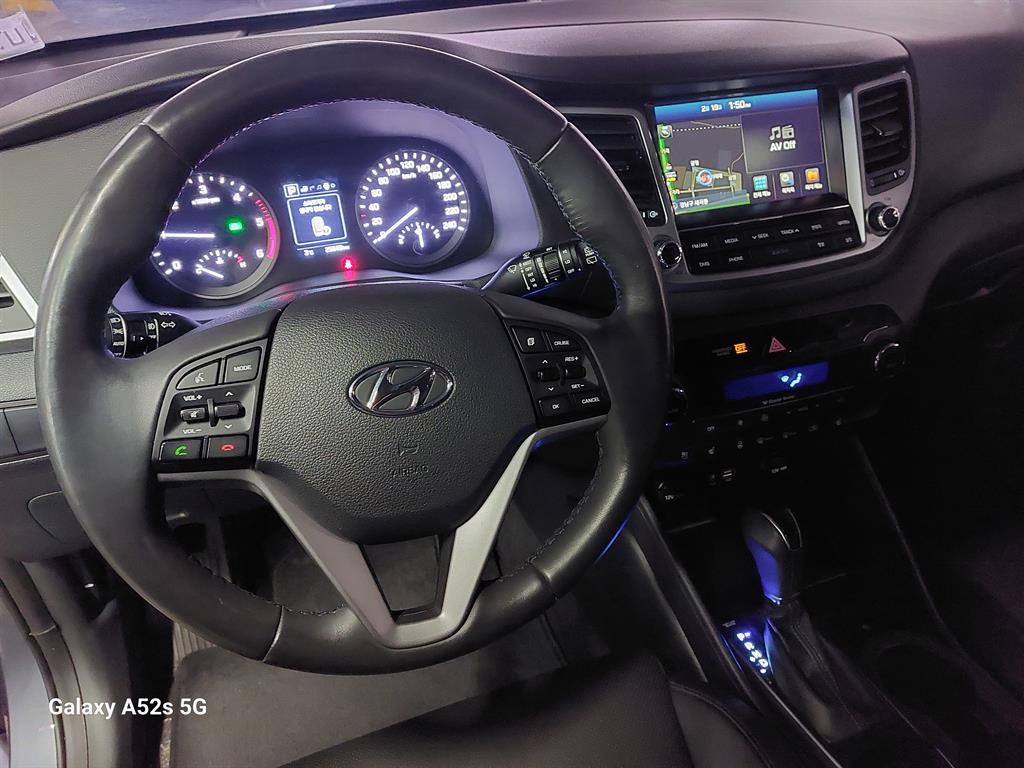 HYUNDAI Tucson - Vista 7