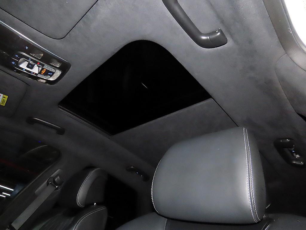 Genesis GV70 2021 Blanco - Importación desde Corea - HF Imports Iquique - Foto 14