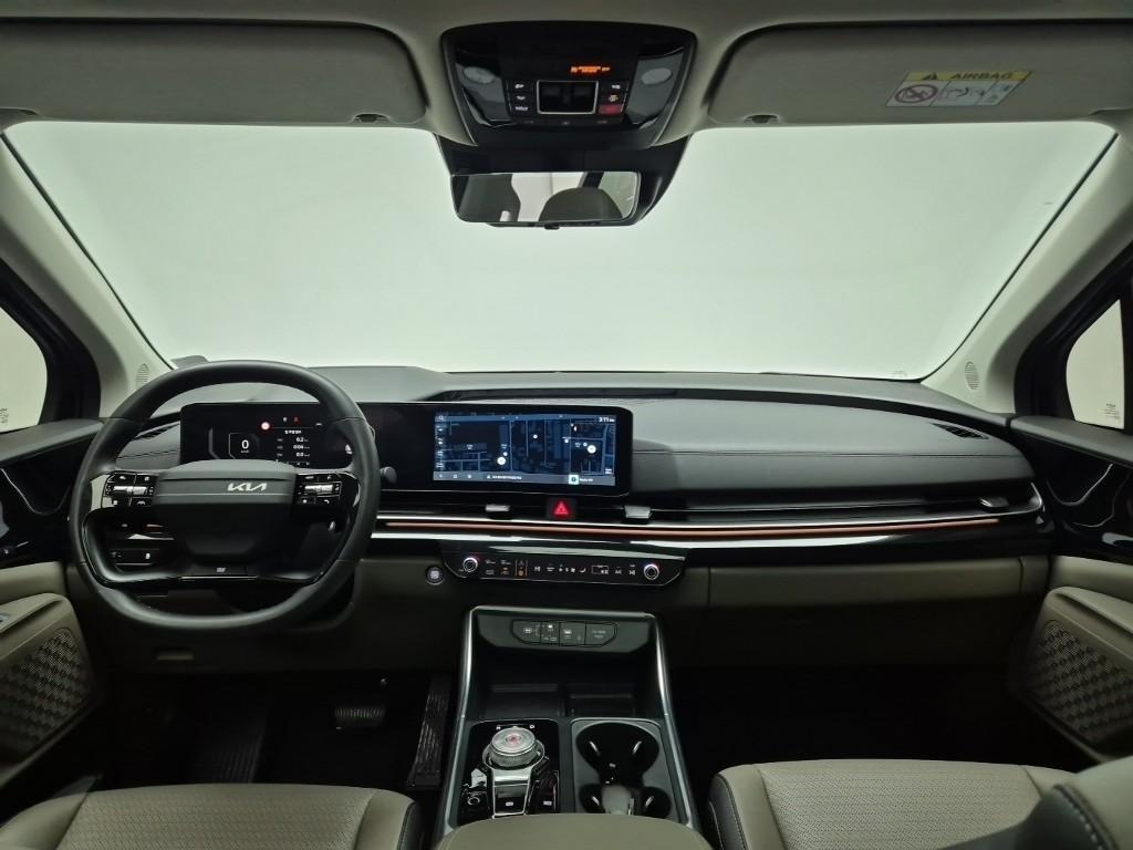 KIA Carnival - Vista 7