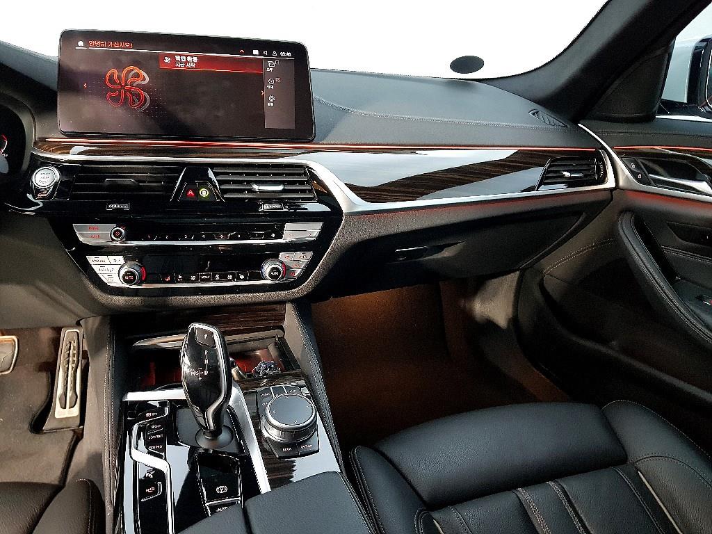 BMW 5 Series - Vista 10