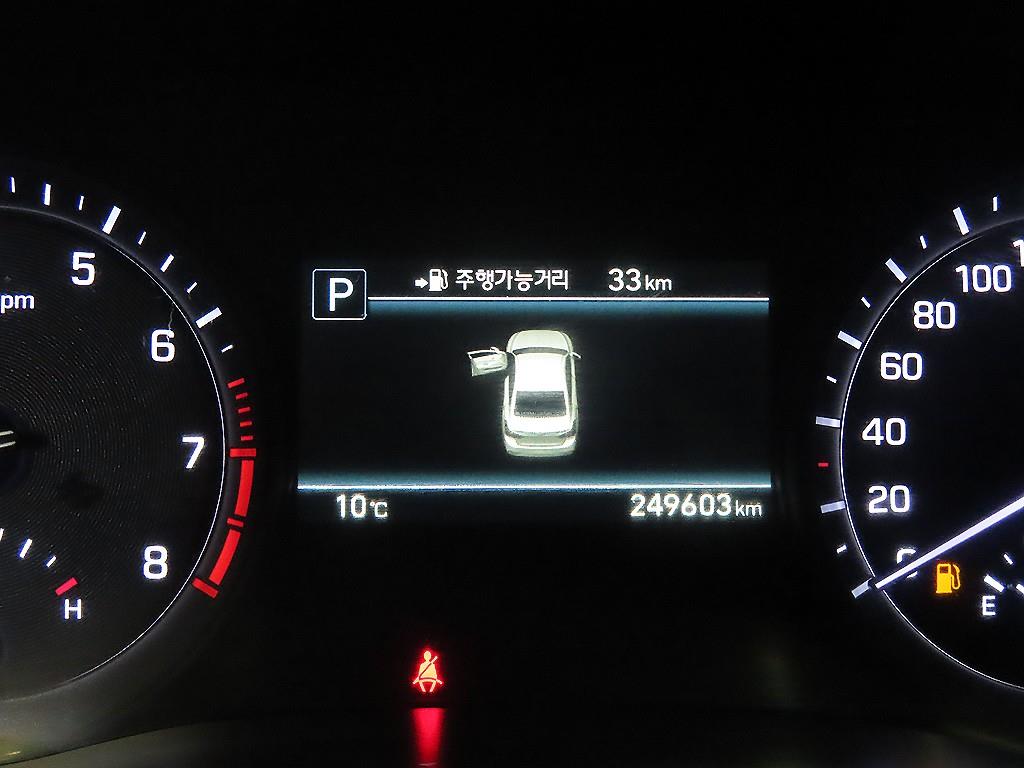 Genesis G80 - Vista 9